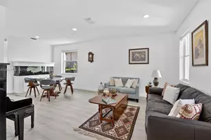 1311 Croton Ct, Weston, FL 33327 - Photo 9