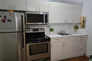 1219 Meridian Ave, Miami Beach, FL 33139 - Photo 9