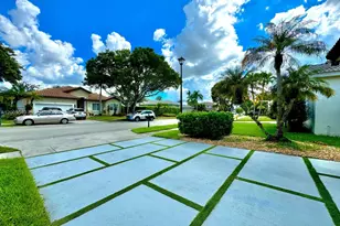 280 SW 167th Ave, Pembroke Pines, FL 33027 - Photo 11