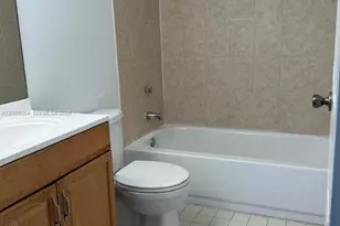 6955 NW 186th St, Hialeah, FL 33015 - Photo 11