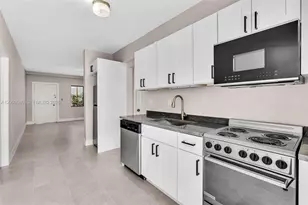 1165 Marseille Dr, Miami Beach, FL 33141 - Photo 21
