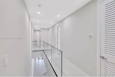 1223 SW 12th Ct #1223, Miami, FL 33135 - Photo 9