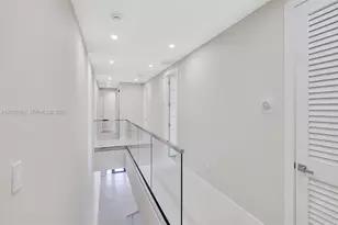 1223 SW 12th Ct, Miami, FL 33135 - Photo 9