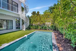 1223 SW 12th Ct, Miami, FL 33135 - Photo 23
