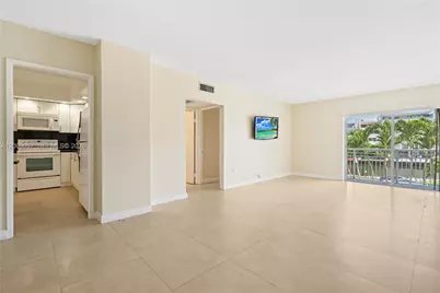400 Kings Point Dr #229, Sunny Isles Beach, FL 33160 - Photo 7