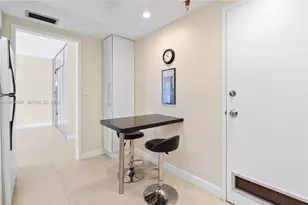 400 Kings Point Dr, Sunny Isles Beach, FL 33160 - Photo 11