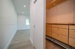 330 SW 27th Rd, Miami, FL 33129 - Photo 17