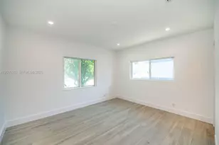 330 SW 27th Rd, Miami, FL 33129 - Photo 15