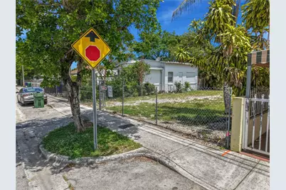 2709 NW 24th Ave, Miami, FL 33142 - Photo 9