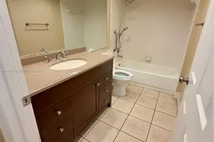 12800 SW 7th Ct, Pembroke Pines, FL 33027 - Photo 17