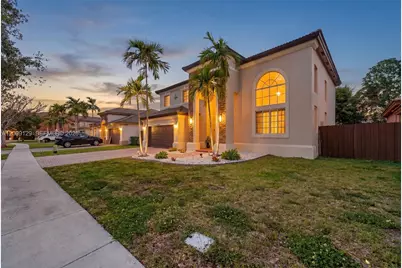 1033 NE 35th Ave, Homestead, FL 33033 - Photo 3