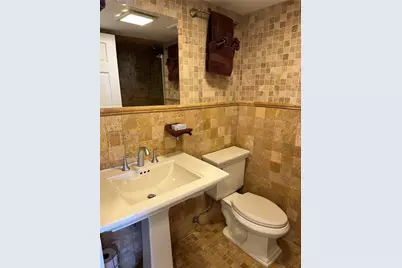 6039 Collins Ave #1510, Miami Beach, FL 33140 - Photo 13