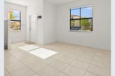 12901 SW 232nd Ln, Homestead, FL 33032 - Photo 3