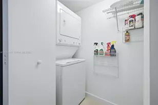 16699 Collins Ave, Sunny Isles Beach, FL 33160 - Photo 29