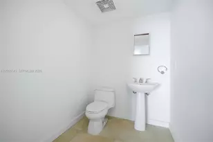 16699 Collins Ave, Sunny Isles Beach, FL 33160 - Photo 43