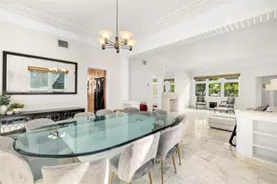 4340 Pine Tree Dr, Miami Beach, FL 33140 - Photo 9