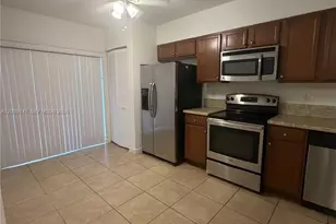 22421 SW 88th Pl, Cutler Bay, FL 33190 - Photo 5