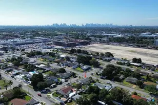 8200 NW 31st Ave, Miami, FL 33147 - Photo 21
