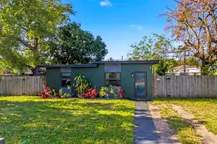 1030 NW 141st St, Miami, FL 33168 - Photo 19