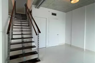 690 SW 1st Ct, Miami, FL 33130 - Photo 17