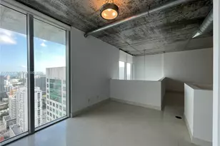 690 SW 1st Ct, Miami, FL 33130 - Photo 27