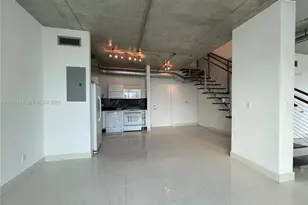 690 SW 1st Ct, Miami, FL 33130 - Photo 13