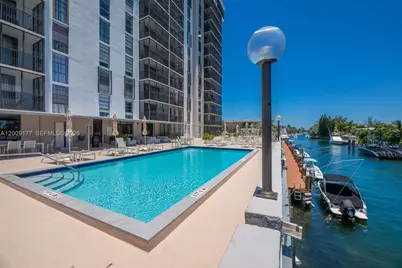 2500 NE 135th St #C1011, North Miami, FL 33181 - Photo 41