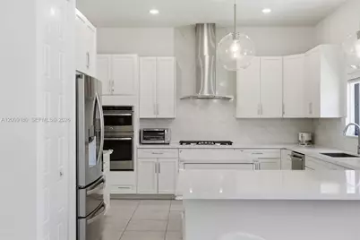 10870 Windward St, Parkland, FL 33076 - Photo 7