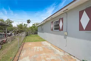 1762 NW 8th Ave, Homestead, FL 33030 - Photo 7