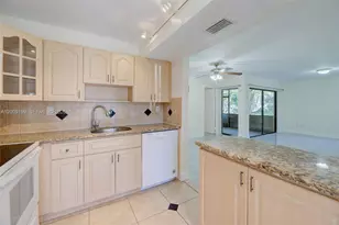 20160 NE 3rd Ct, Miami, FL 33179 - Photo 7