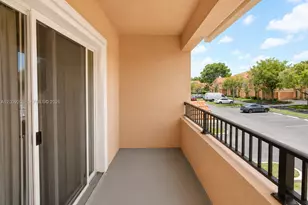 1002 Belmont Ln, North Lauderdale, FL 33068 - Photo 3