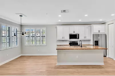 11541 SW 15th St, Pembroke Pines, FL 33025 - Photo 19