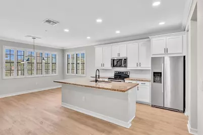 11541 SW 15th St, Pembroke Pines, FL 33025 - Photo 17