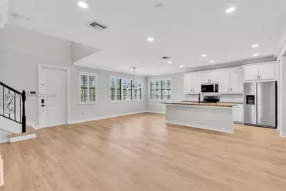 11541 SW 15th St, Pembroke Pines, FL 33025 - Photo 31