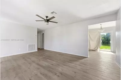 5808 Spruce Dr, Fort Pierce, FL 34982 - Photo 5
