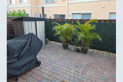 12454 SW 123rd St, Miami, FL 33186 - Photo 17