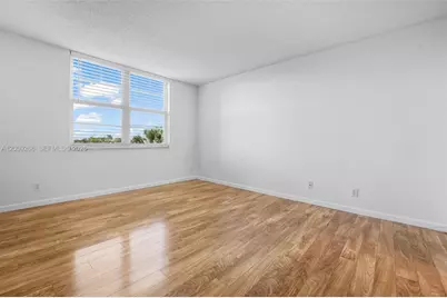 250 Jacaranda Dr #508, Plantation, FL 33324 - Photo 15