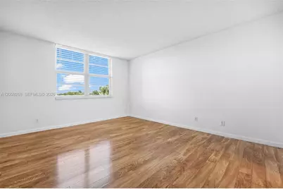 250 Jacaranda Dr #508, Plantation, FL 33324 - Photo 25