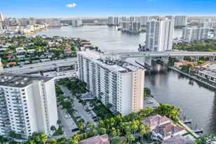 19390 Collins Ave, Sunny Isles Beach, FL 33160 - Photo 13