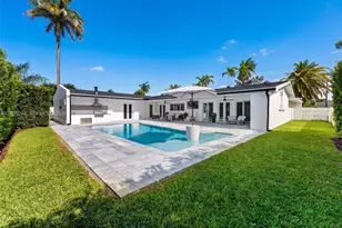 1865 NE 197th Terrace, Miami, FL 33179 - Photo 5