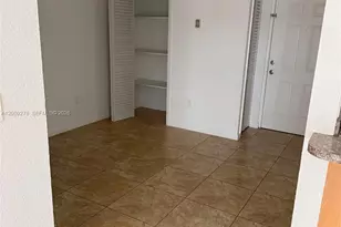8425 NW 8th St, Miami, FL 33126 - Photo 7
