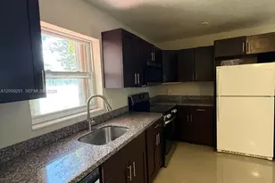525 NW 15th Terrace, Fort Lauderdale, FL 33311 - Photo 9