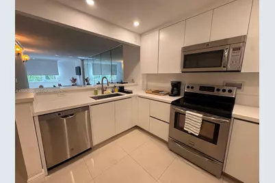 2301 Collins Ave #427, Miami Beach, FL 33139 - Photo 3