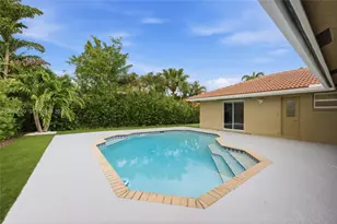 1135 Fairfax Ln, Weston, FL 33326 - Photo 31