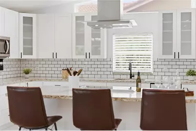 1135 Fairfax Ln, Weston, FL 33326 - Photo 13