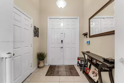 216 NE 36th Ter, Homestead, FL 33033 - Photo 5