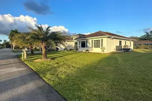 32151 SW 196th Ave, Homestead, FL 33030 - Photo 3