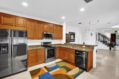 1118 NE 1st Ave, Fort Lauderdale, FL 33304 - Photo 11