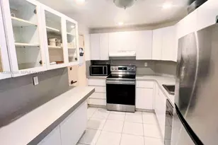 300 Bayview Dr, Sunny Isles Beach, FL 33160 - Photo 3