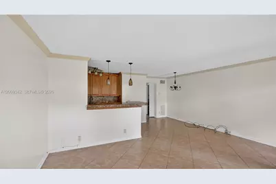 48 Mansfield B #48, Boca Raton, FL 33434 - Photo 5